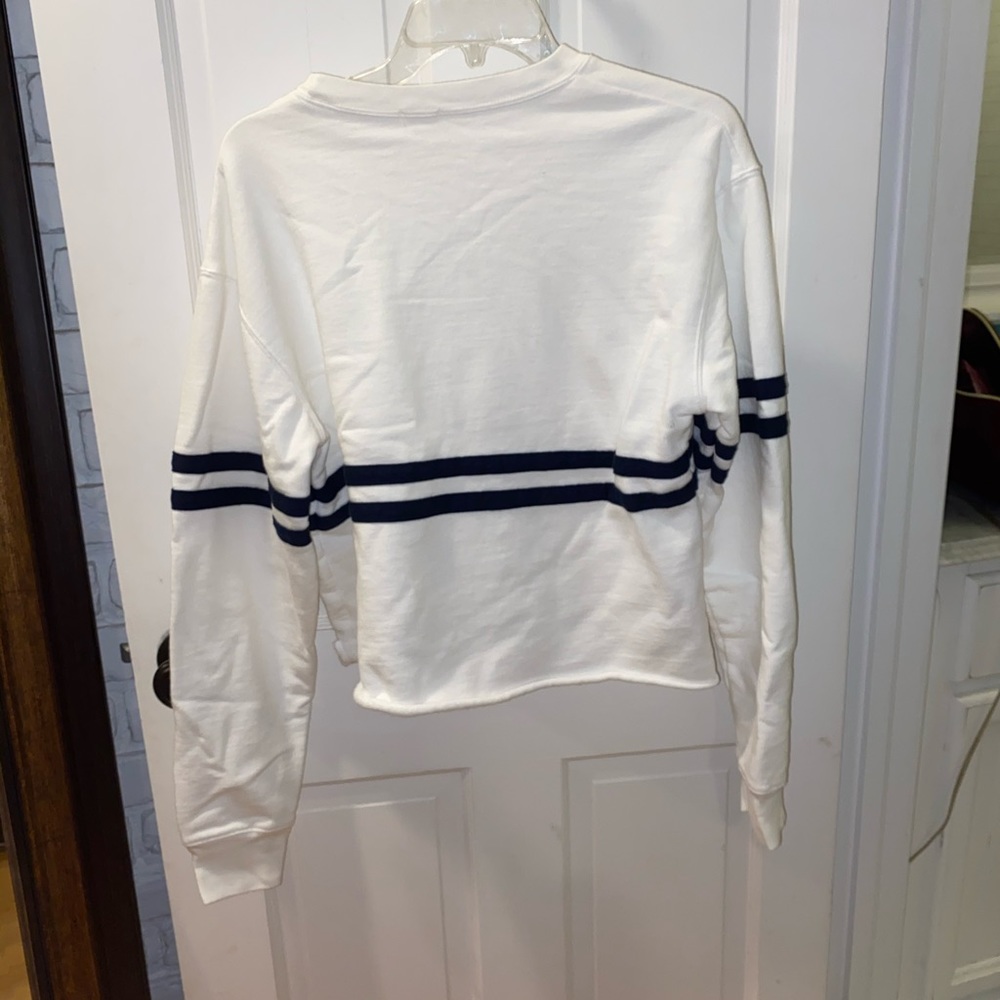 Sweatshirt - Picture 3 of 4